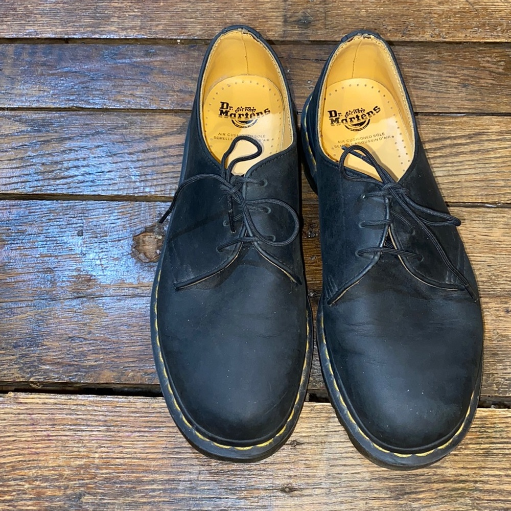 Dr. Martens black leather Oxford shoe